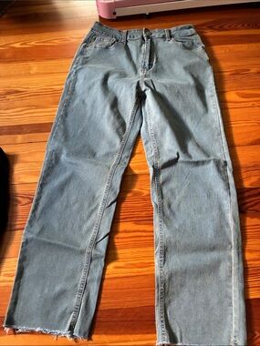 Women’s Cropped Straight-Leg Jeans in Light Blue
